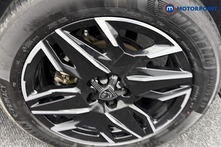 2024 Peugeot 3008 1.2 Hybrid 136 GT 5dr e-DSC6 SUV Petrol Automatic