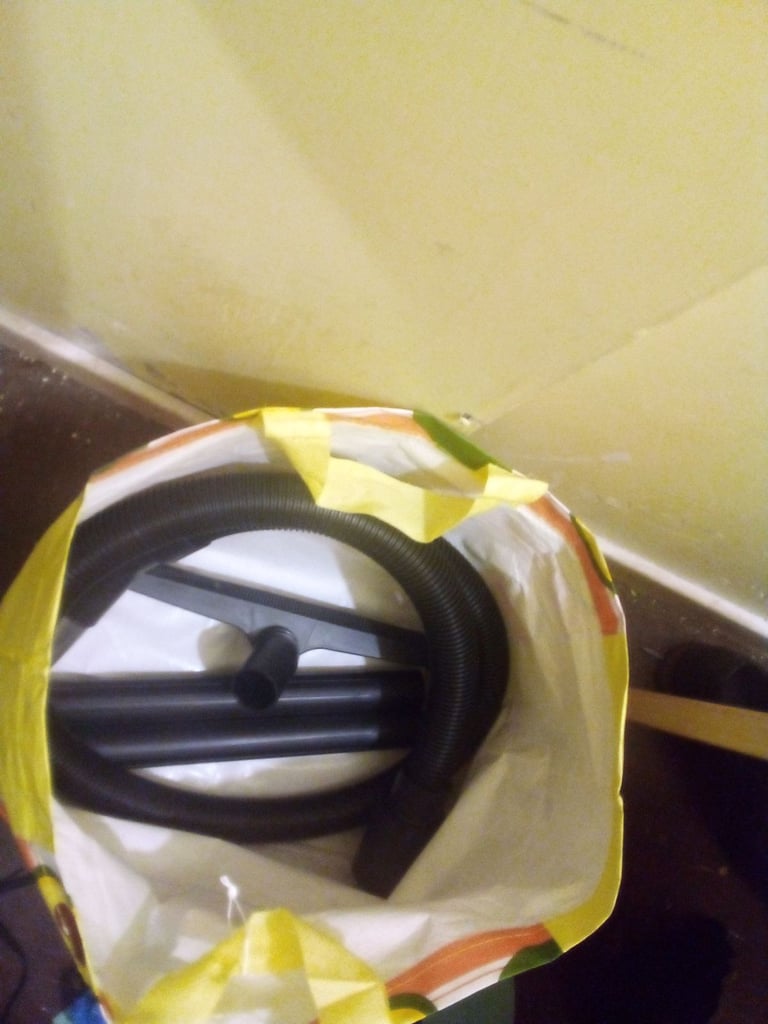 wet and dry vacuum cleaner as new