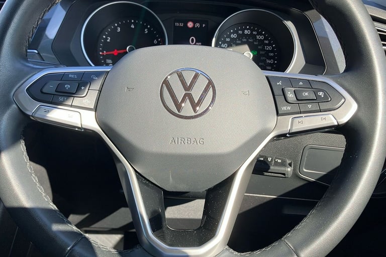  Volkswagen Tiguan 1.5 Tsi Life Suv 5dr Petrol Dsg Euro 6 s/s 150 Ps Petrol