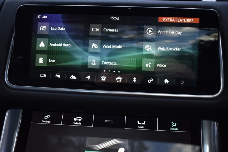 2021 Land Rover Range Rover Sport HSE SILVER+Panoramic Roof and Electric Deployable Tow Pack Esta...