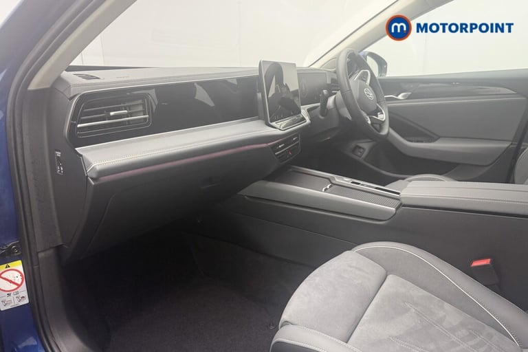 2025 Volkswagen Passat 1.5 TSI eHybrid Life 5dr DSG Estate Hybrid Automatic