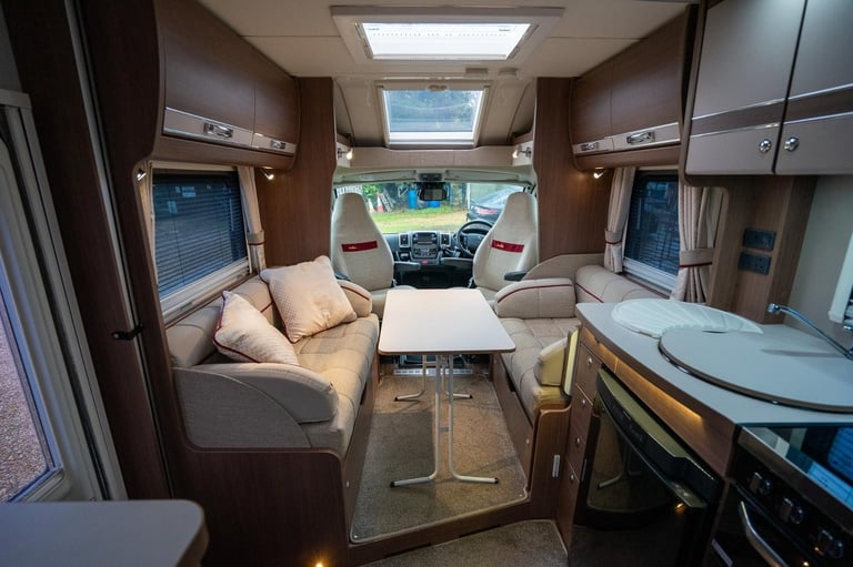 Elddis Majestic 285 - 4 Berth Luxury Motorhome, End Washroom, Twin Fixed Beds