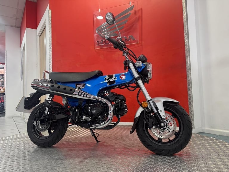 2024 '74' Honda ST125 Dax 