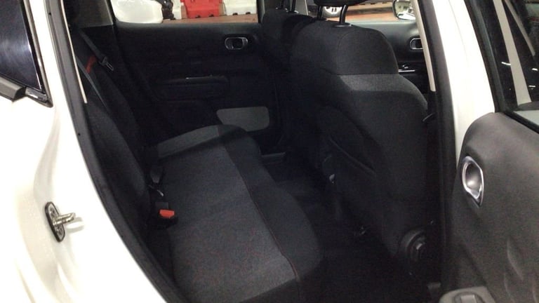 2017 Citroen C3 1.2 PureTech Flair Hatchback 5dr Petrol Manual Euro 6 (82 ps) F/S/H! 2 FORM Hatch...