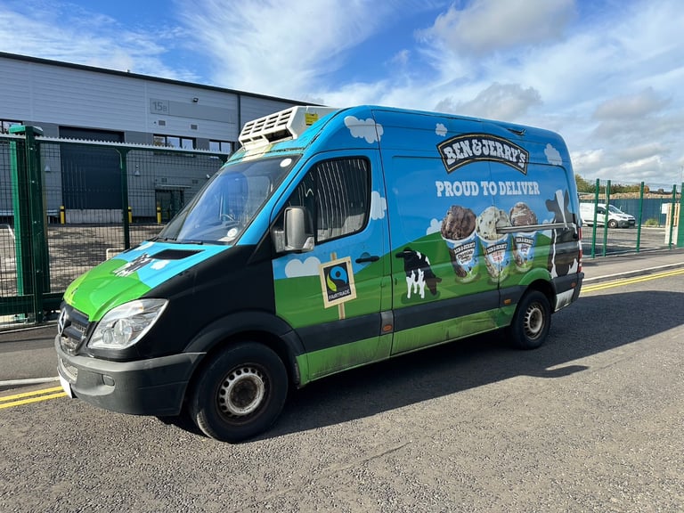 image for MERCEDES SPRINTER 313 CDI MWB DIESEL FRIDGE VAN 2010 60-REG *1 YEARS MOT* 140,000 MILES FROM NEW