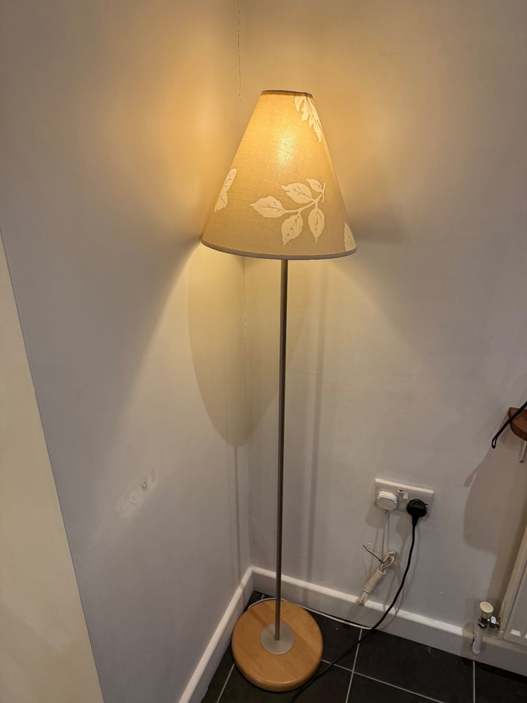 Standing lamp 