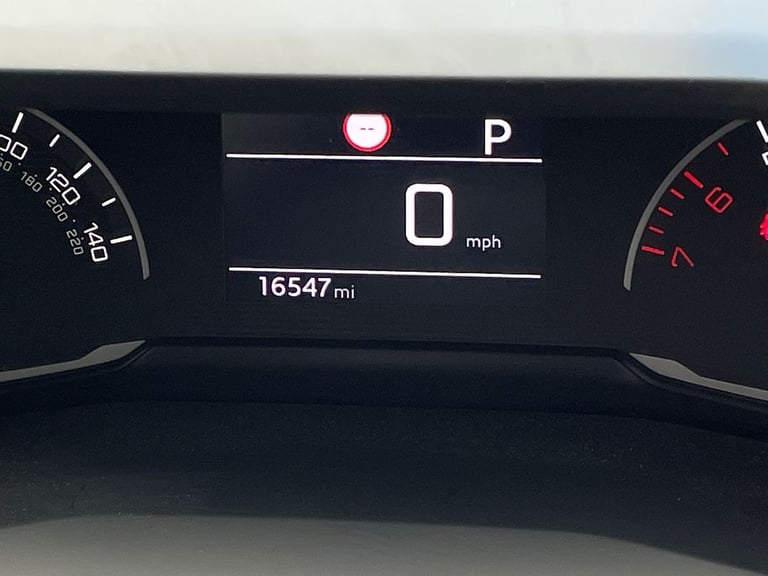  Peugeot 208 1.2 Puretech Active Premium  Plus Hatchback 5dr Petrol Eat Euro 6