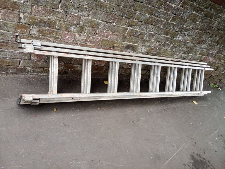 image for Triple section ladder 3 X 2.6 m