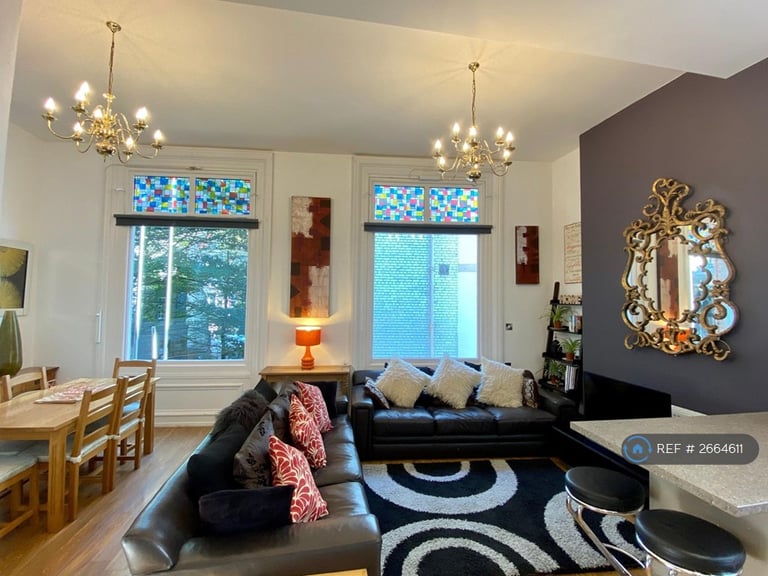 2 bedroom flat in St. Nicholas Chambers, Newcastle Upon Tyne, NE1 (2 bed) (#2664611)