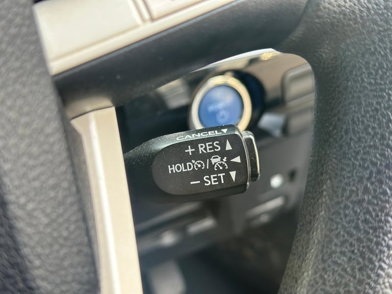 2018 Toyota Prius 1.8 Hybrid Automatic 5dr 5 Seats Hatchback Petrol/Electric Hybrid Automatic