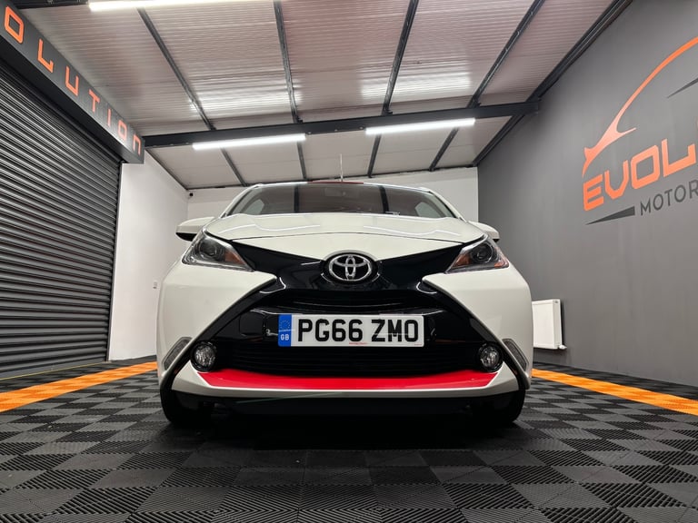 2017 Toyota AYGO 1.0 VVT-i X-Press 5dr x-shift HATCHBACK Petrol Manual