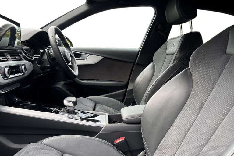 2023 Audi A4 35 TFSI S Line 4dr S Tronic Saloon Petrol Automatic