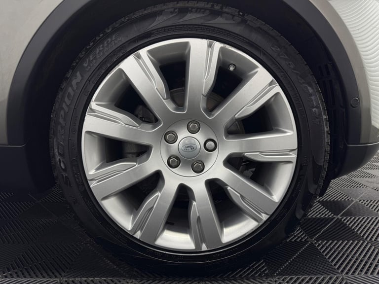 2018 Land Rover Discovery 2.0 SD4 HSE Auto 4WD Euro 6 (s/s) 5dr ESTATE Diesel Automatic