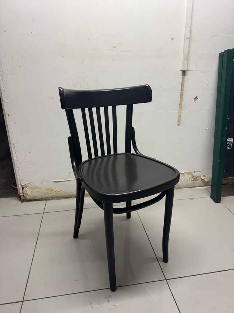 Stylish Black Wooden Restaurant Chairs – Excellent Condition – Bulk Sale (30–35 available)