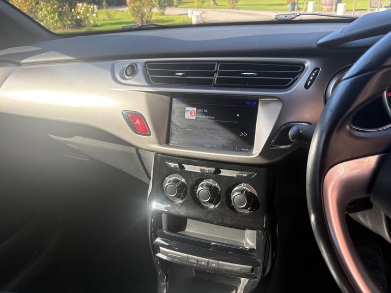 2017 DS DS 3 1.2 PureTech Chic Hatchback 3dr Petrol Manual Euro 6 (82 ps)