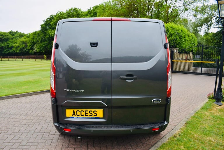 2023 Ford Transit Custom 2.0 280 EcoBlue Limited Auto L1 H1 Euro 6 5dr PANEL VAN Diesel Automatic