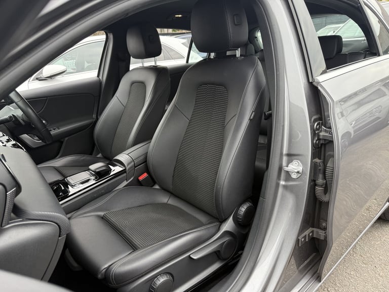 MERCEDES-BENZ A CLASS 1.5 A180d Sport 2019