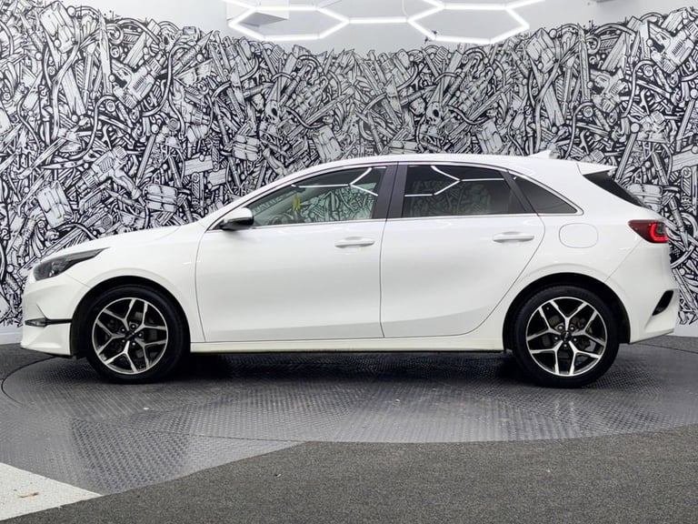 2022 Kia Ceed 1.5T GDi ISG 3 5dr HATCHBACK PETROL Manual