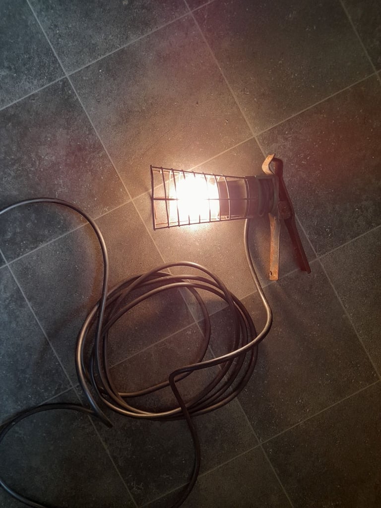 Mechanics inspection/ spot light