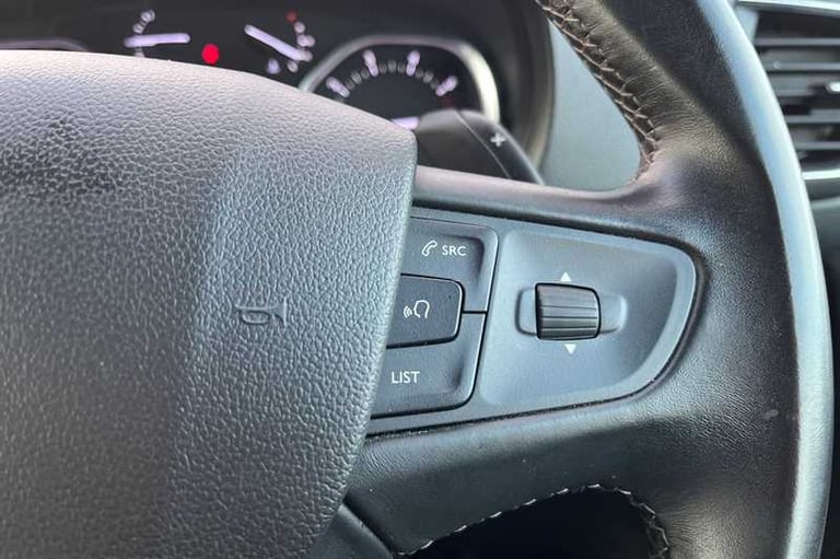 2023 Peugeot Traveller Business VIP 2.0 BlueHDi Diesel Automatic Start/Stop (180ps) MPV Diesel Au...