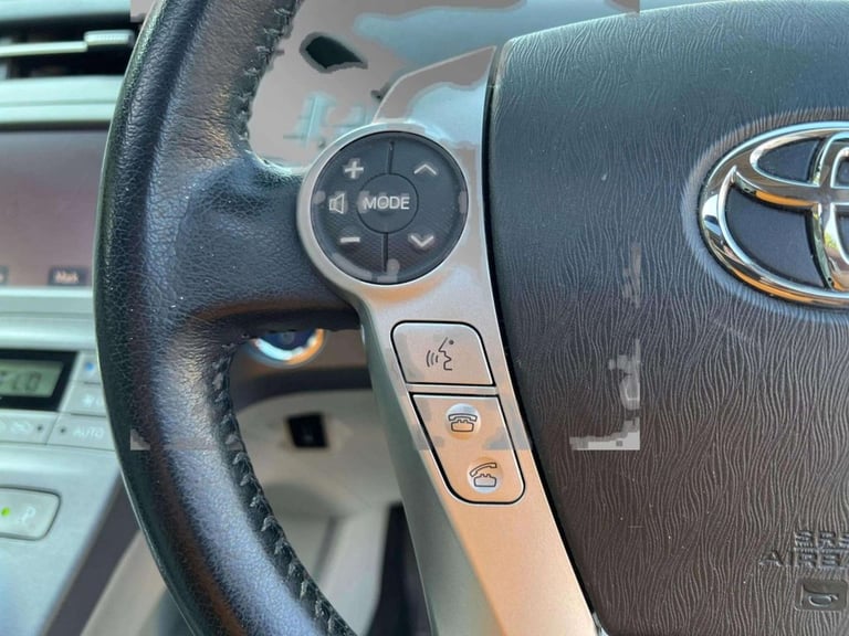 2013 Toyota Prius  1.8 VVT-h T Spirit CVT Euro 5 (s/s) 5dr Hatchback HYBRID ELECTRIC Automatic