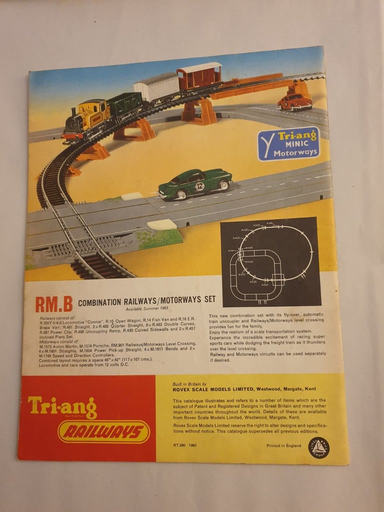 A 1963 Triang Railways Science Series Ninth Edition 44 page catalogue, £8, 