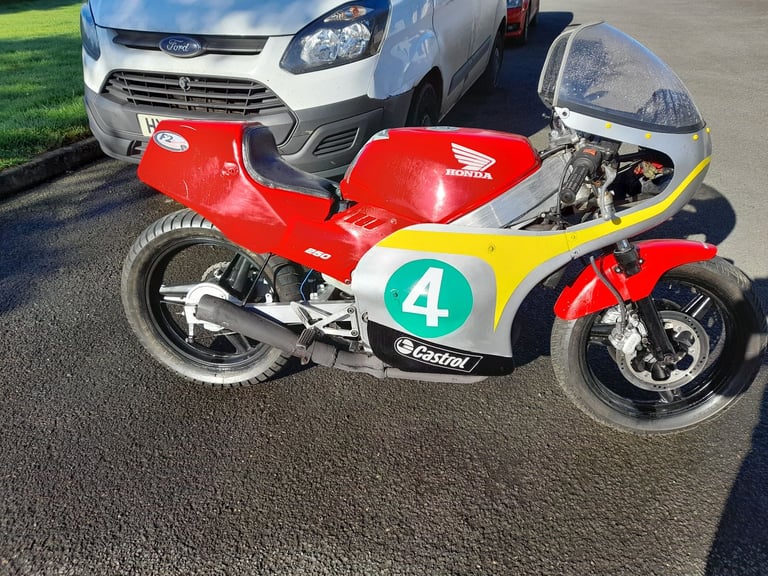 Honda 250 four cafe racer