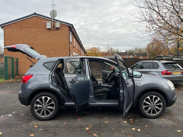 2009 Nissan Qashqai 1.5 dCi Visia 5dr HATCHBACK Diesel Manual