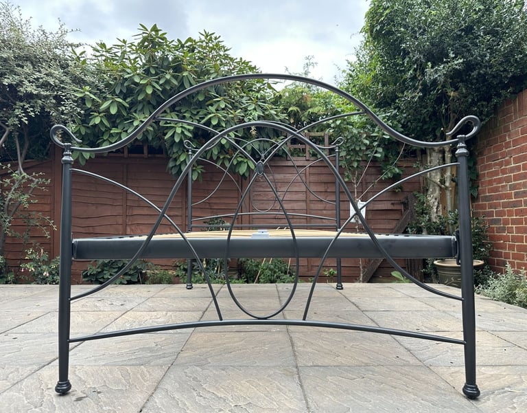 The Original Bed Company Ardo Iron Small Double Bed Frame, Great Condition, RRP £459