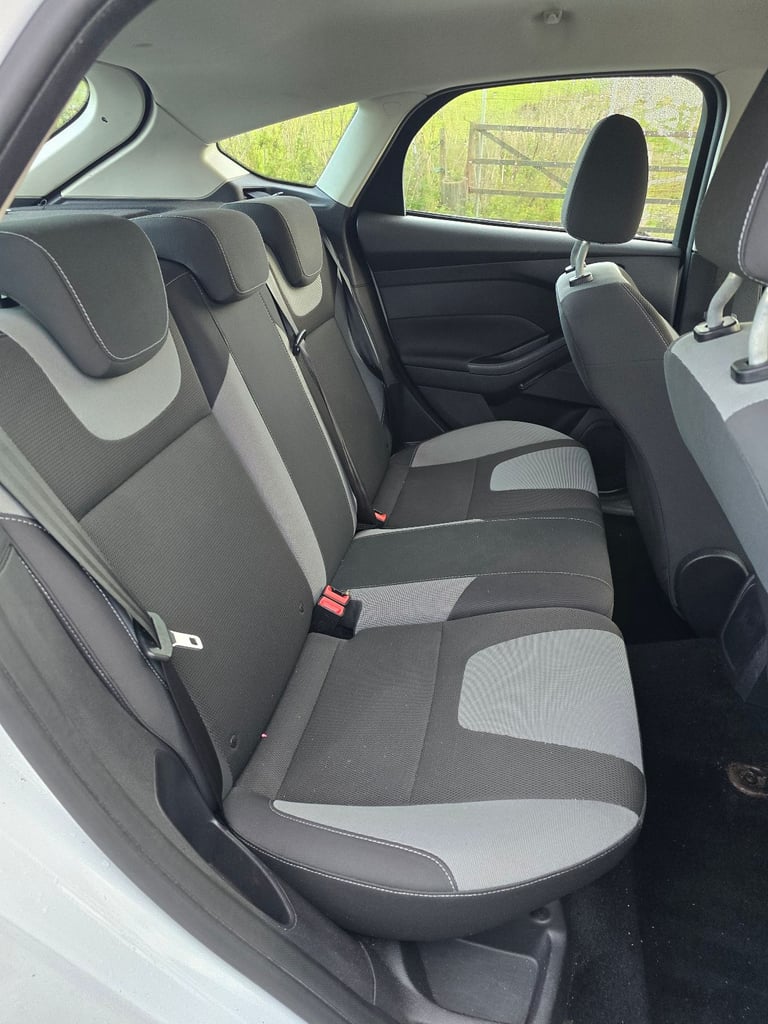 Ford, FOCUS, Hatchback, 2012, Manual, 1560 (cc),5 doors - Image 10