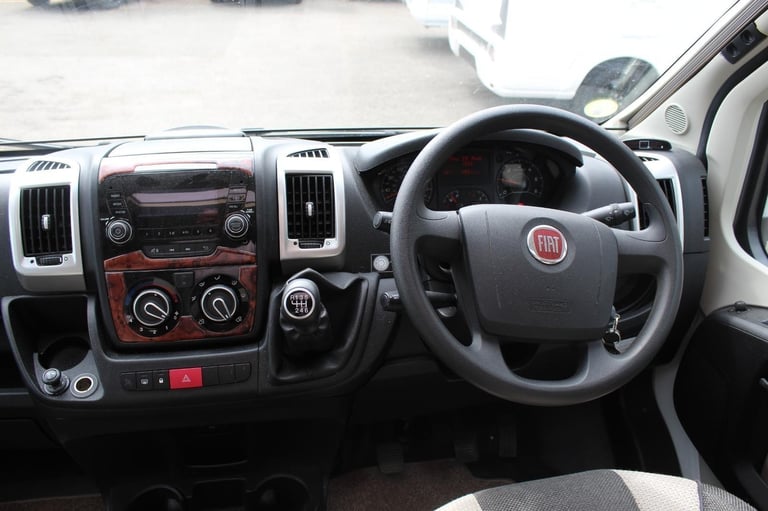 Bessacarr 442 DIESEL MANUAL 2015/65