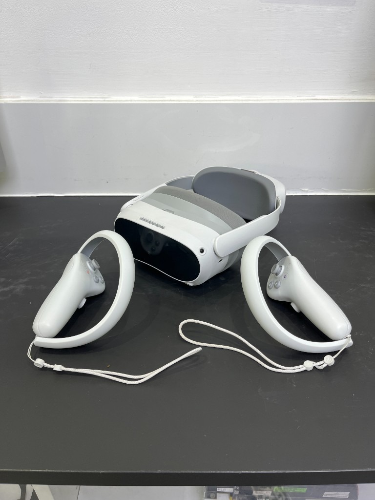 image for Pico 4 VR Headset
