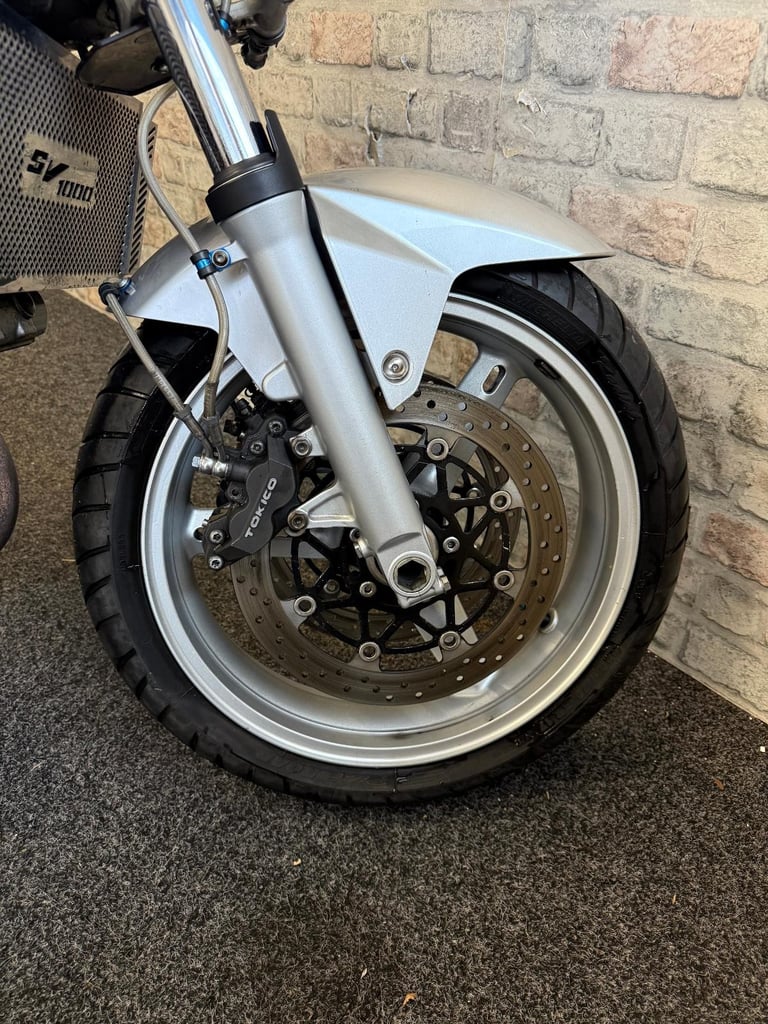 2003 Suzuki SV1000 Unfaired Naked - just 16k - 12 month mot -Stunning condition 