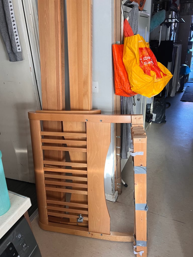 Free single bed frame 