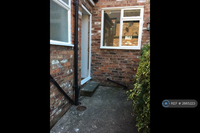 2 bedroom house in Knight Street, Manchester, M20 (2 bed) (#2665223)