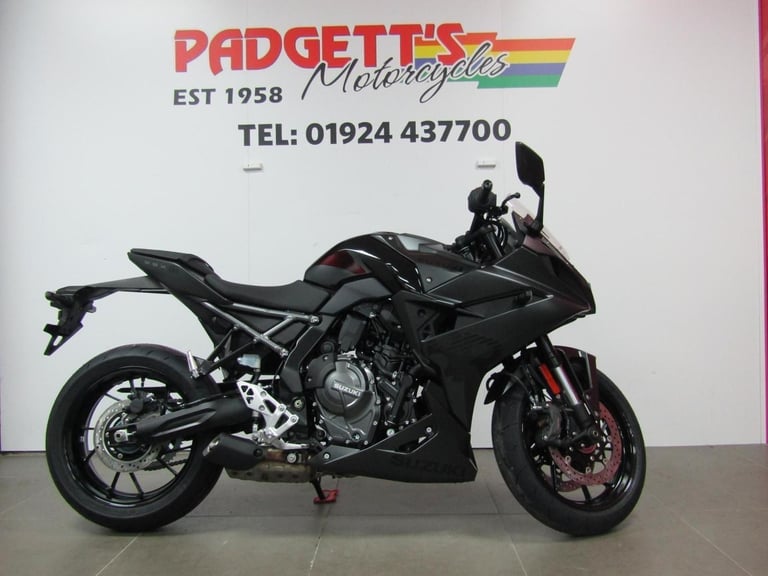 image for 2024 Suzuki GSX-8R - DEMO