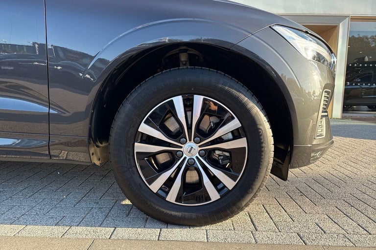 2022 Volvo XC60 2.0 B5 MHEV Core SUV 5dr Petrol Hybrid Auto AWD Euro 6 (s/s) (250 ps) ESTATE Petr...