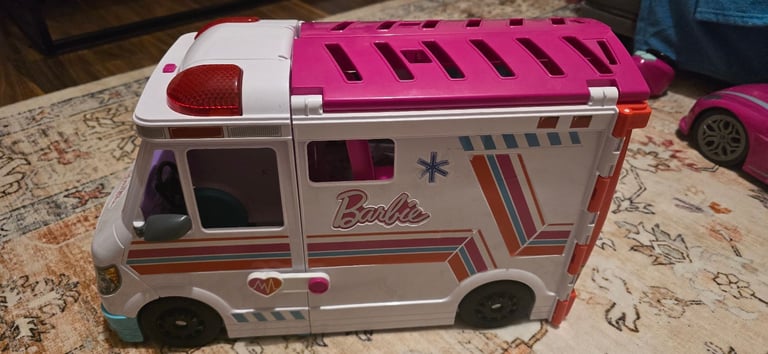 image for Barbie Ambulance and Fast Cast Clinic