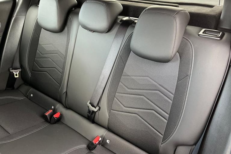 2025 Jeep Avenger 1.2 Summit SUV 5dr Petrol Manual** 4,216 Miles 360 Camera, Parking Sensors, SUV...