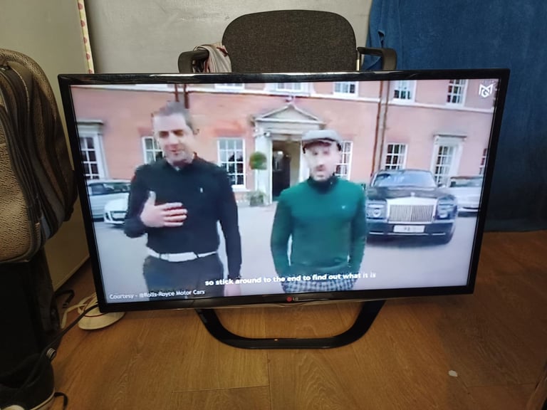 FREE DELIVERY excellent 39 LG LED full HDTV 1080p freeveiw channels inbuilt 