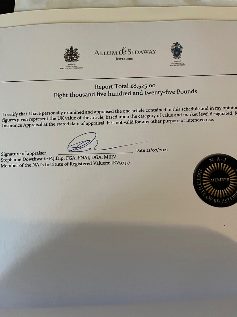 Diamond (5)stone gold ring 