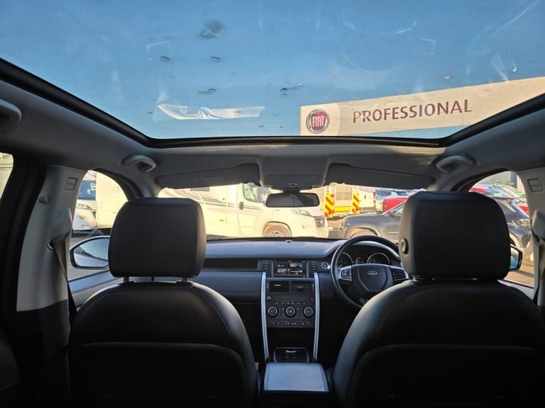 2016 Land Rover Discovery Sport 2.0 TD4 HSE SUV 5dr Diesel Auto 4WD Euro 6 (s/s) (180 ps) ESTATE ...