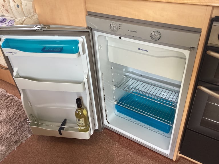 Bailey Senator 2 berth Caravan. 2006