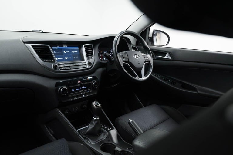  Hyundai TUCSON 1.7 CRDi Blue Drive SE Nav Euro 6 (s/s) 5dr Diesel Manual