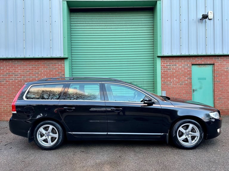 2014 (64) VOLVO V70 D2 BUSINESS EDITION AUTO 71,000 MILES £35 ROAD TAX NEW MOT