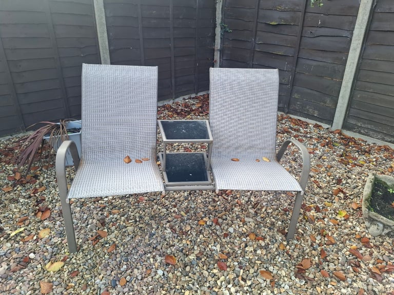 image for TWO SEATER GARDEN CHAIR 