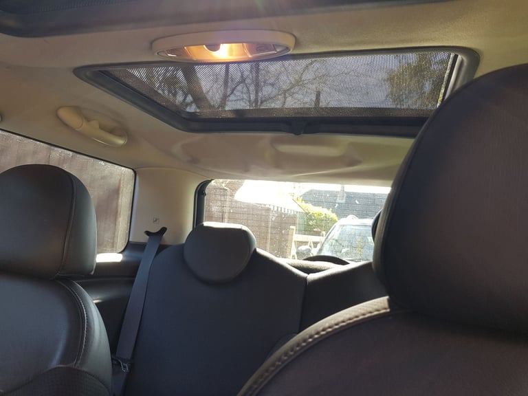 Mini Cooper, HATCHBACK, Hatchback, 2006, Manual, 1598 (cc), 3 doors