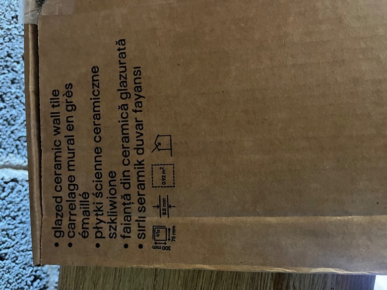 Vernisse tiles blue 67 plus cuts and 2 trims 