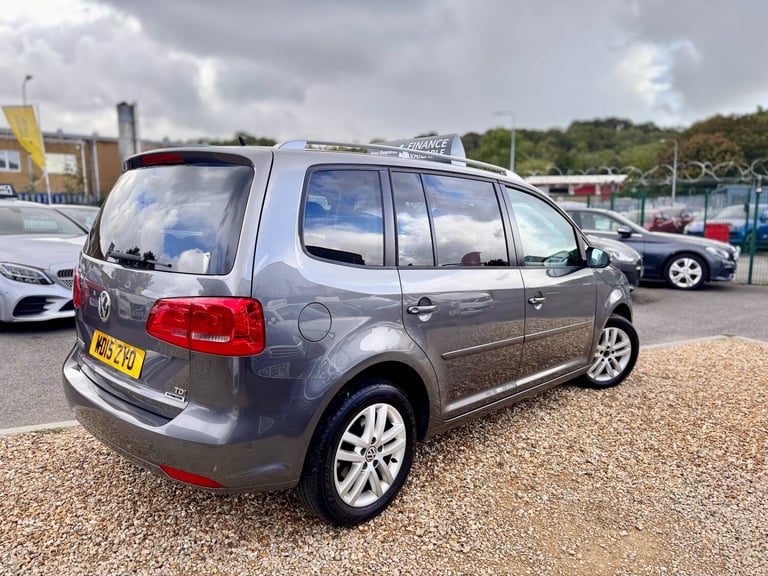 2015 Volkswagen Touran 1.6 TDI 105 BlueMotion Tech SE 5dr DSG MPV Diesel Automatic