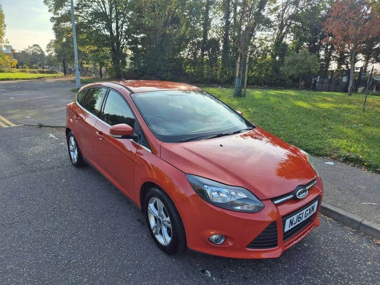 LOVELY FORD FOCUS 2011 61, 1.6 ZETEC, 5 DOOR HATCHBACK MANUAL, LONG MOT, £1995